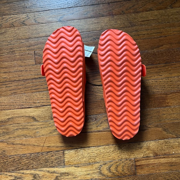 Bright Orange Rubber Pool Slides - Picture 7 of 8